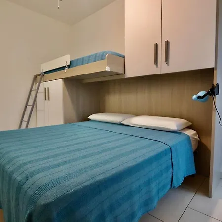 Modern 3-room Seaside In Lido *